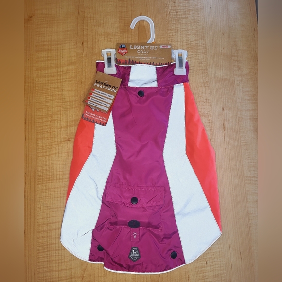 🐾NEW Arcadia Trail Light up Coat sz Med - Picture 1 of 5